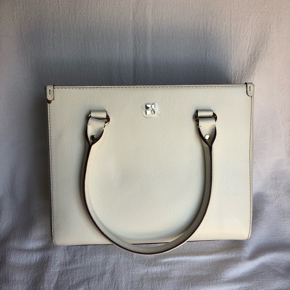 kate spade Handbags - Cream leather Kate Spade Quinn